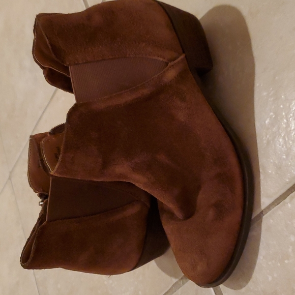 Suede ankle boots - Picture 1 of 1